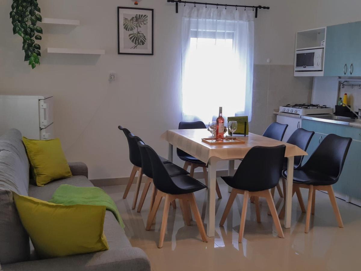 Holiday Home Balatonszárszó Esterno foto